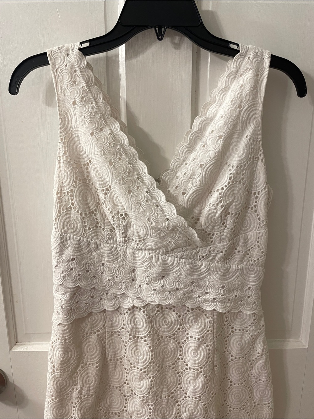Kay Unger White Eyelet Cotton Lace Faux-Wrap Sheath Dress - Picture 4 of 10